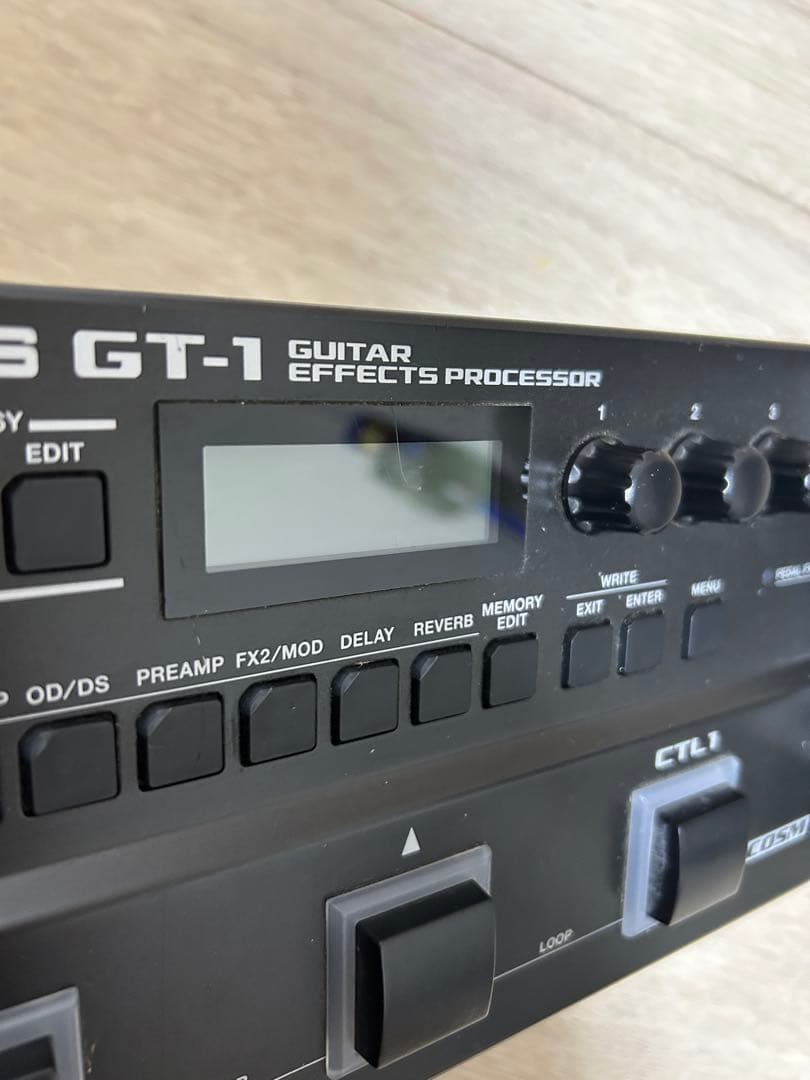 BOSS GT-1 、教科書、アダプター等