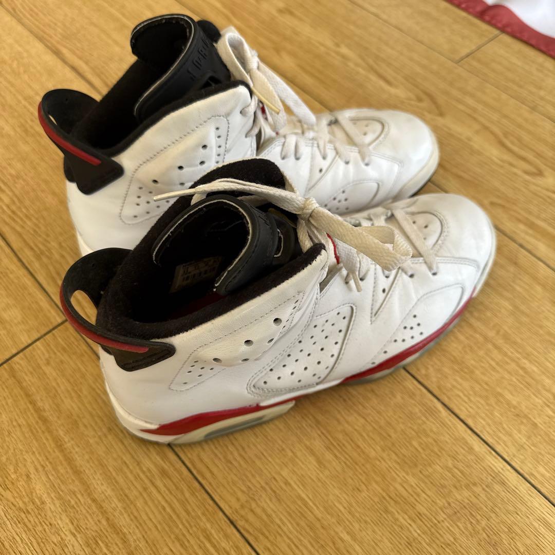 スニーカー