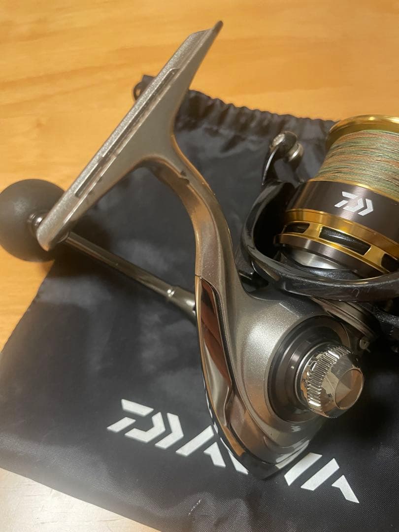 リール Daiwa VADEL 4000H