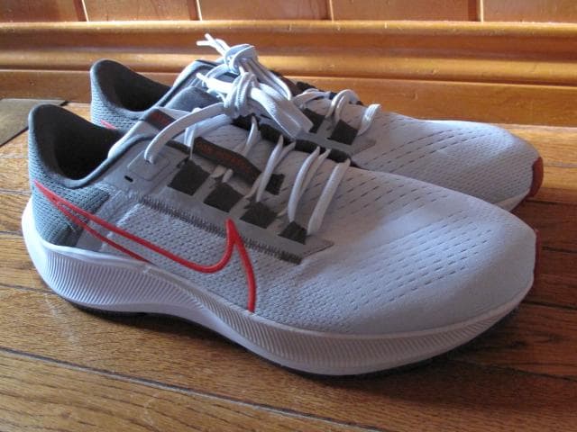 Nike Air Zoom Pegasus ランニングシューズ