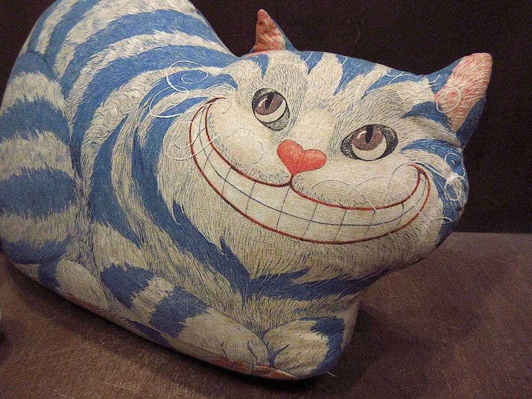 Special Archive 80s 不思議の国のアリス チェシャ猫クッション