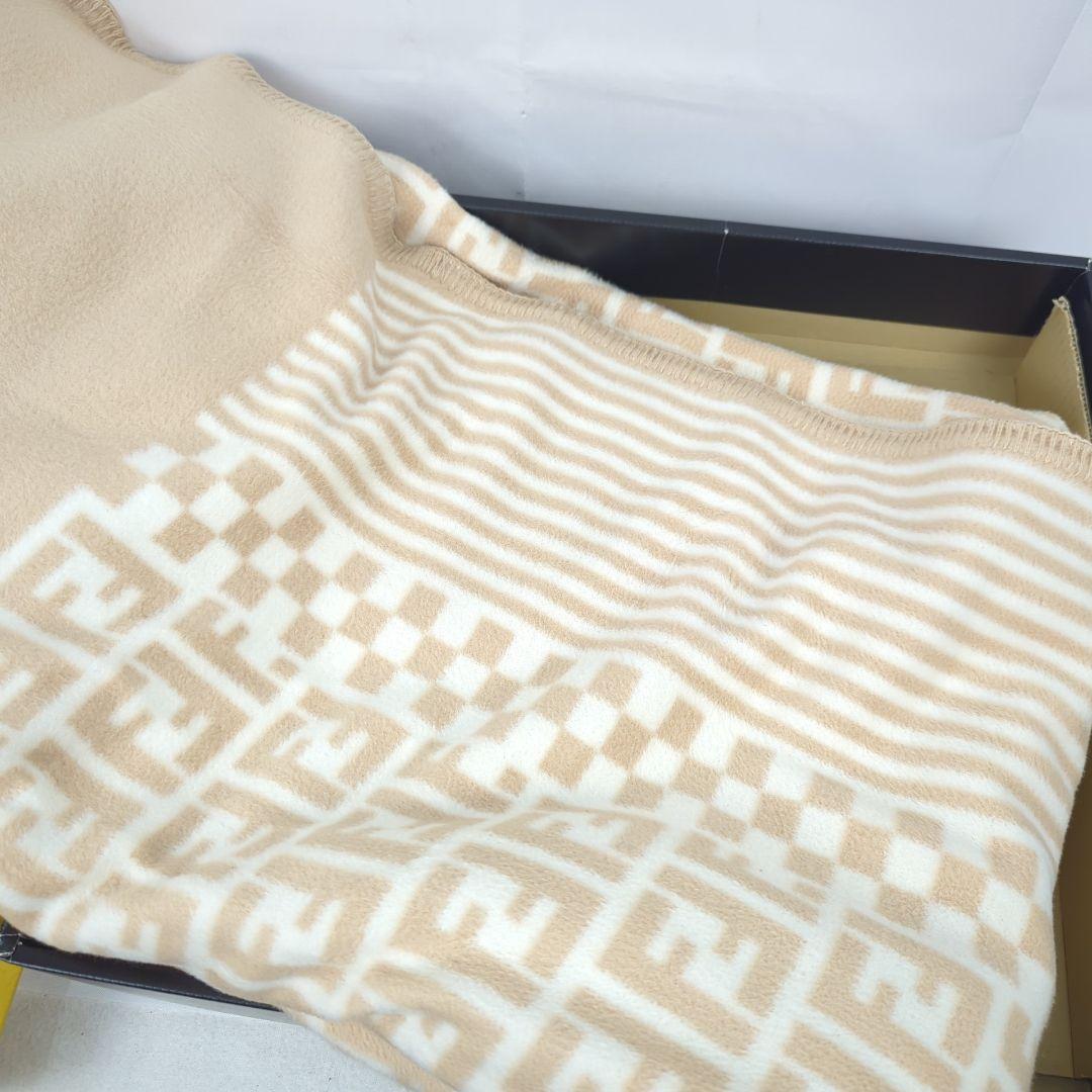 FENDI フェンディ ズッカ FFロゴ ベッド 毛羽 綿 毛布 シーツ