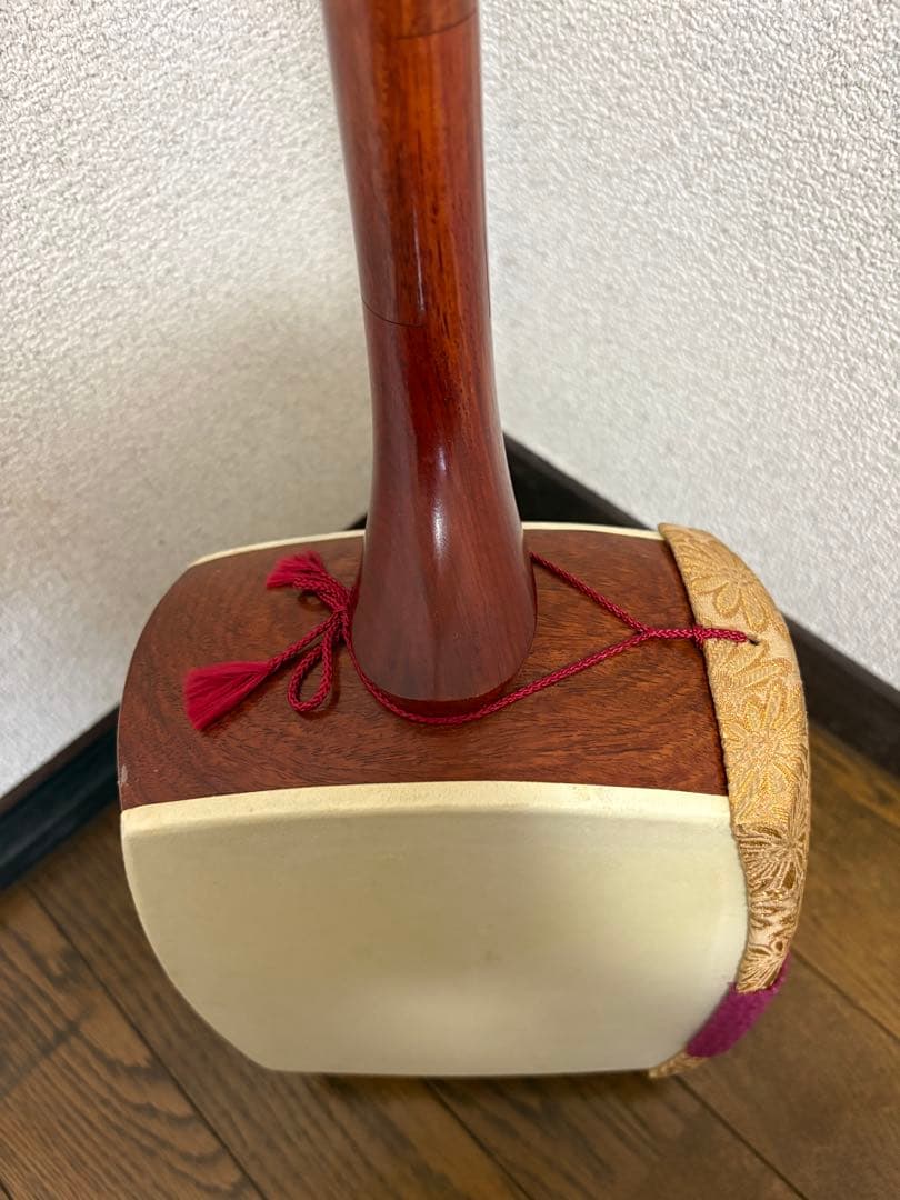 三味線本体 木製 3弦 四角形【破れなし】