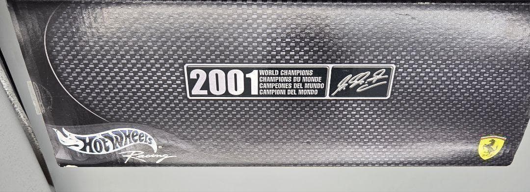 1/18フェラーリ F2001 M.シューマッハ ワールドチャンピオンカー