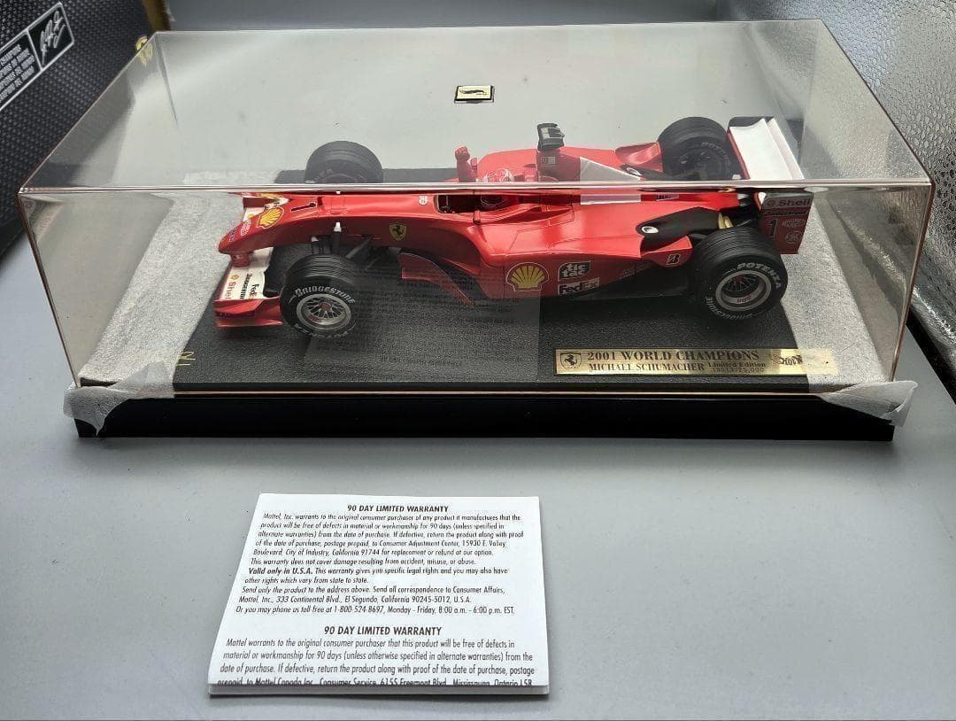 1/18フェラーリ F2001 M.シューマッハ ワールドチャンピオンカー