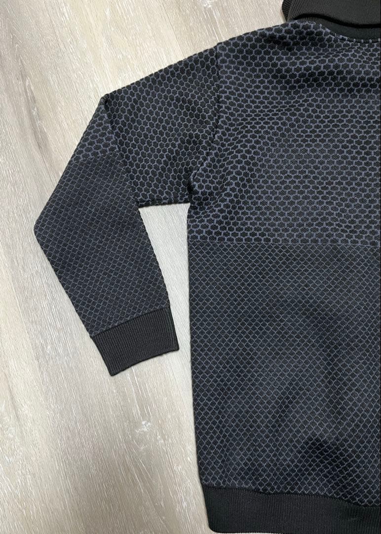 ほぼ新品　オークリー　アウター　オークリーアウター　ハイブリッドブルゾン　L