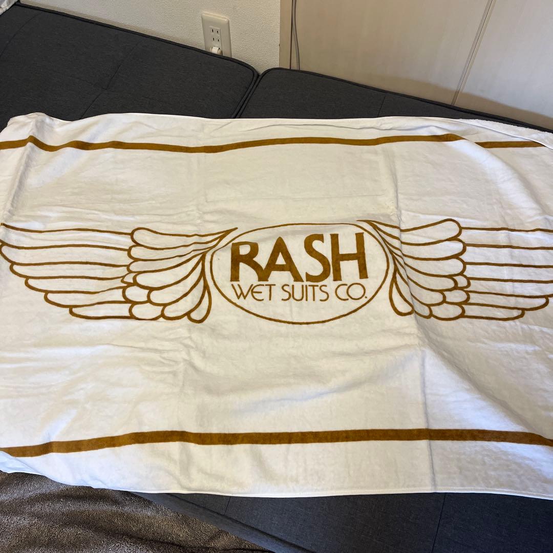 RASH wetsuits ビーチタオル　新品❗️