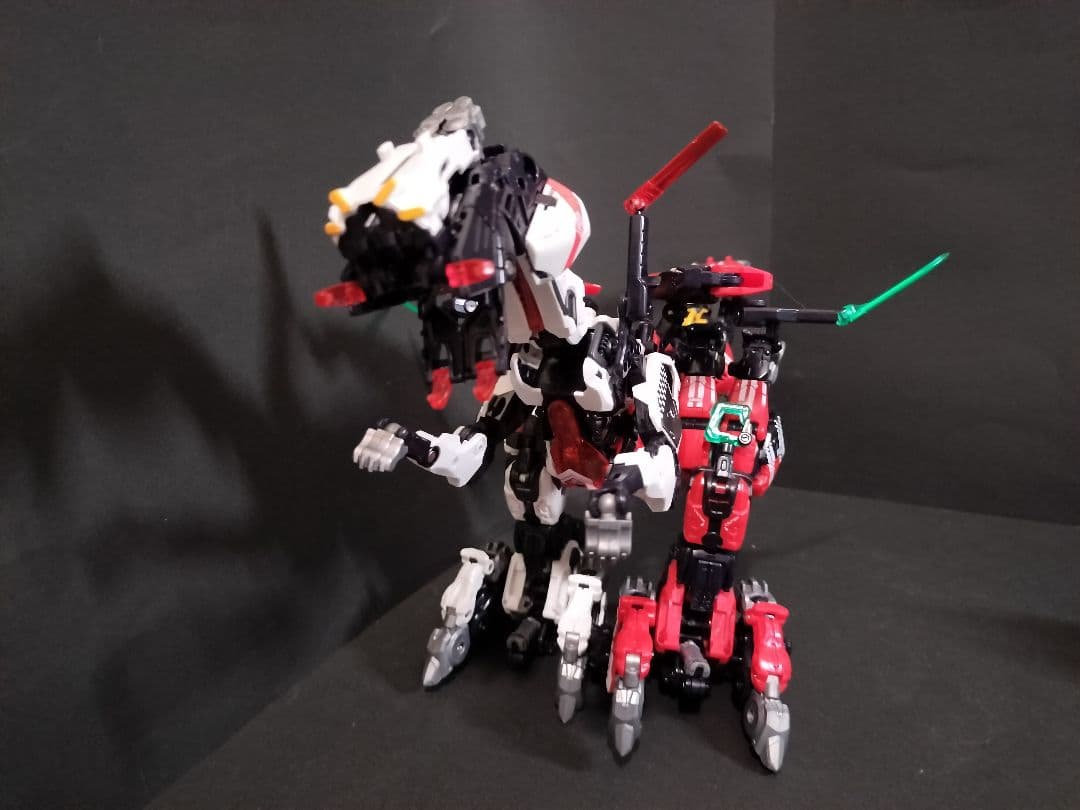 52TOYS BB51A〜D４種合体 ロアーメオ、ボニー、ジュリエット、クロード
