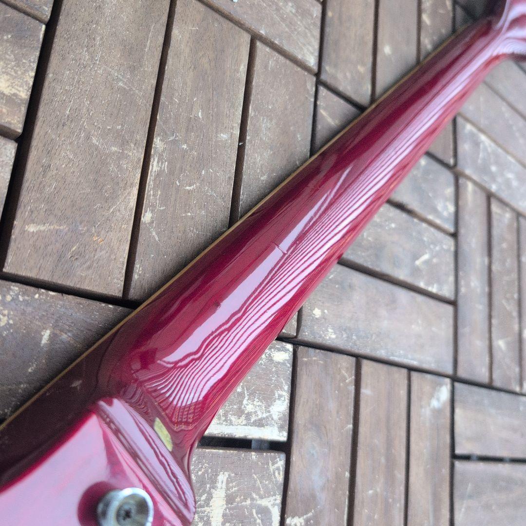 ビンテージSamick SG チェリー マボガニー新弦に交換済！