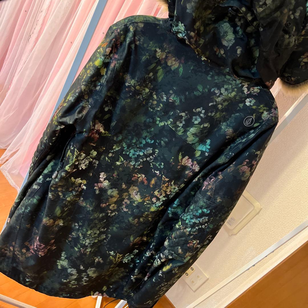 スキーウェアー　VOLCOM M ♢