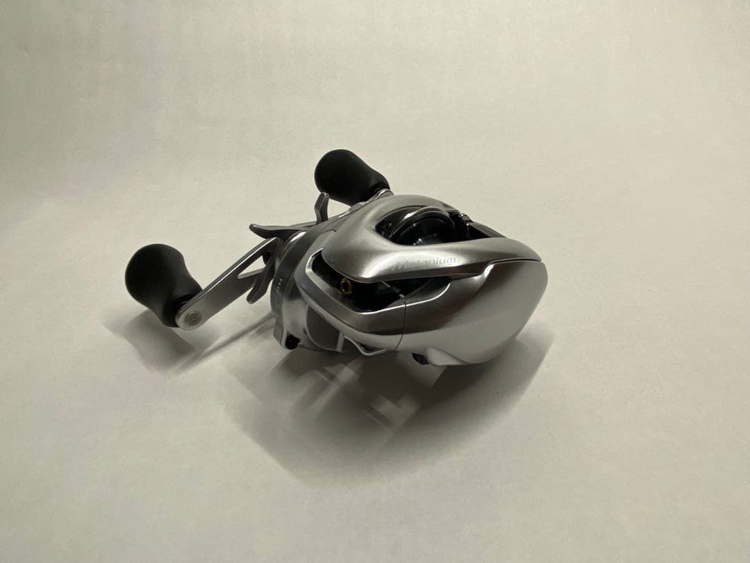 SHIMANO nium MGL HG ベイトリール
