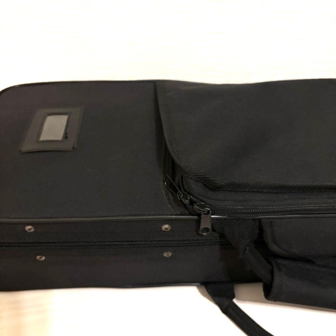 ほぼ新品 沖縄三線 本蛇皮 黒塗り棹 標準サイズ 上位モデル 良音 沖縄伝統楽器
