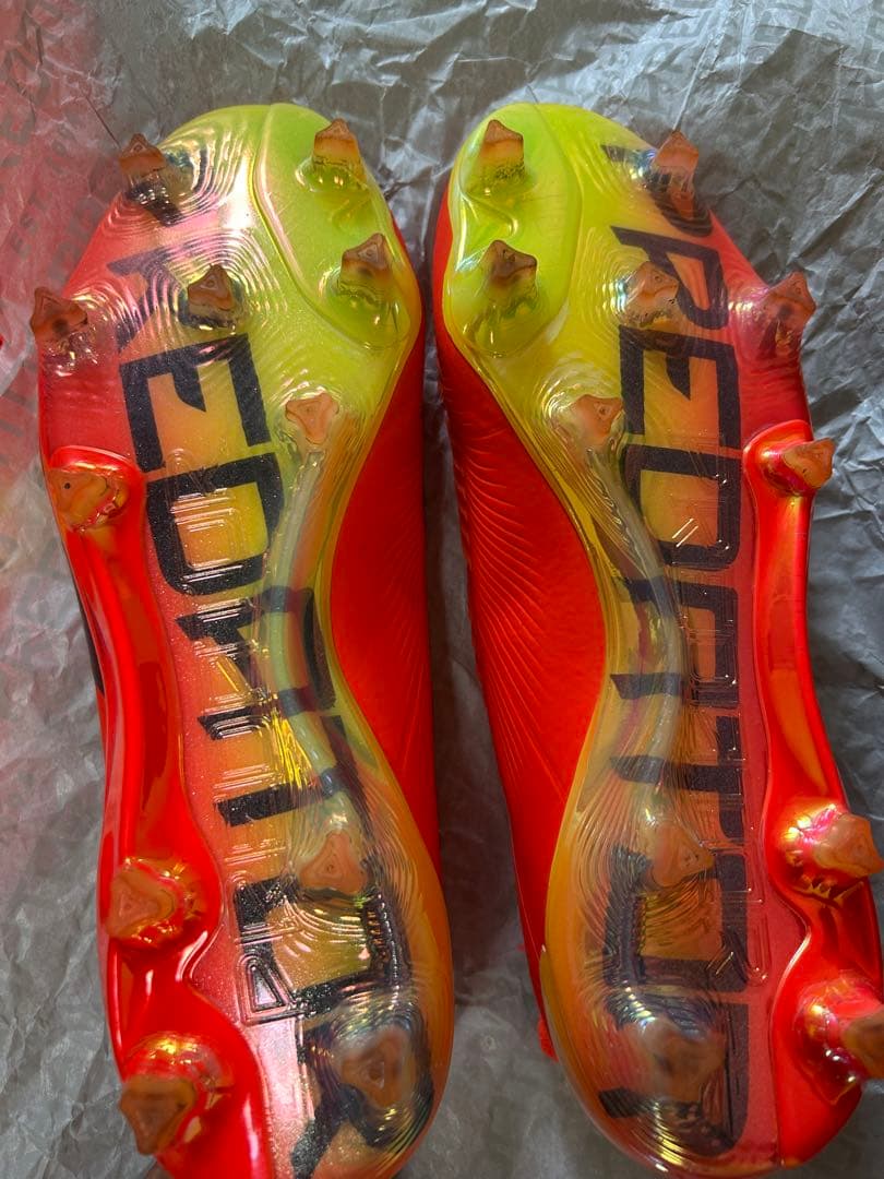 adidas Predator サッカーシューズ オレンジ