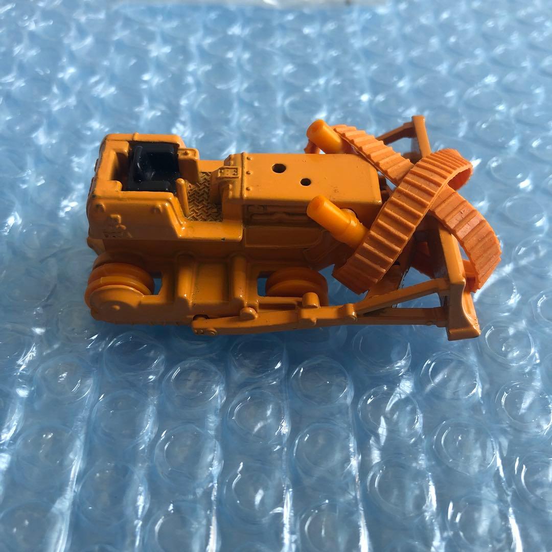 ま*つ様 トミカ D65Aブルドーザー 1/87 黒箱
