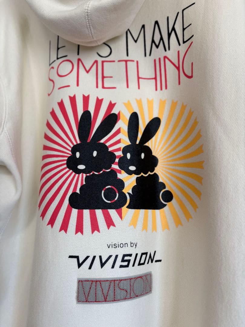 【ほぼ新品！】vivision パーカー Mサイズ 試着のみ ヴィヴィジョン