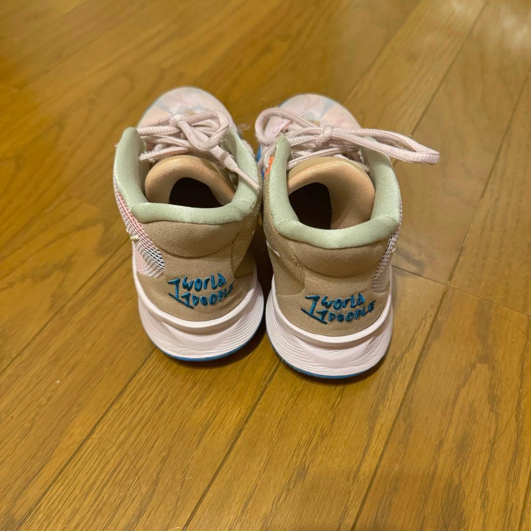 シューズ(女性用) KYRIE 7 GS '1 WORLD 1 PEOPLE REGAL PINK'