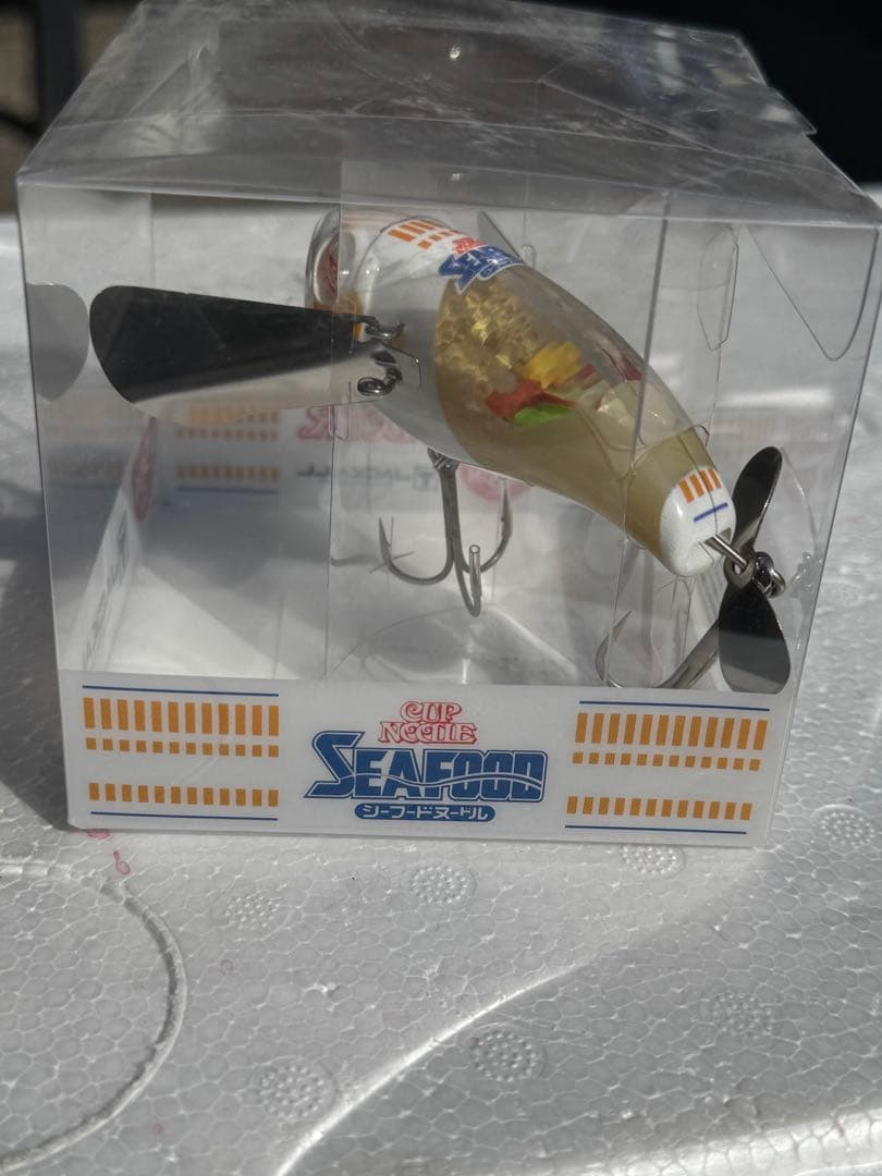 ジャッカル　ポンパドール　シーフードヌードル