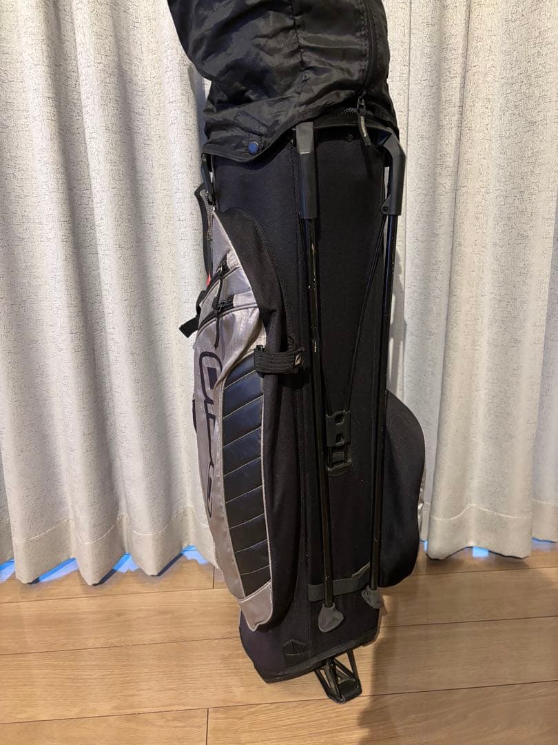 OGIO キャディバッグ シルバー/ブラック　※キャディバッグのみ　軽量