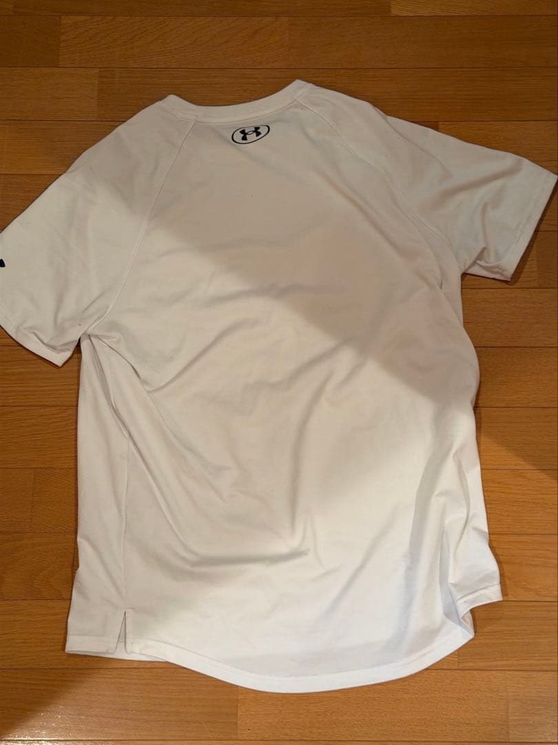 UNDER ARMOUR Tシャツ・ショートパンツセット