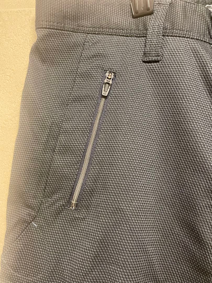 【新品】Oakley ブラック テーパードジョガーパンツ　JPN30 スカル