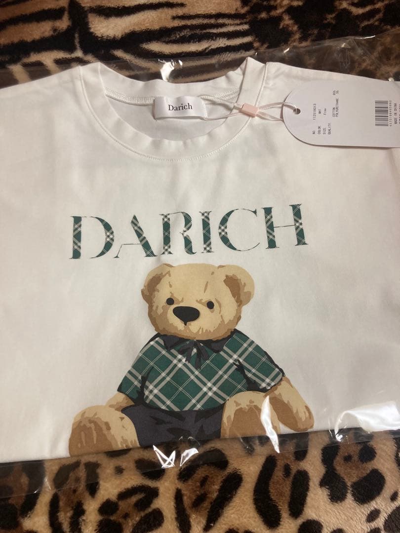 新品 未開封 Darich VIP会員特典 クッション&ブランケット&Tシャツ
