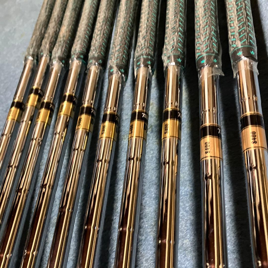 Wilson STAFF TOUR BRADE 10本 2I-9I,P,S DG