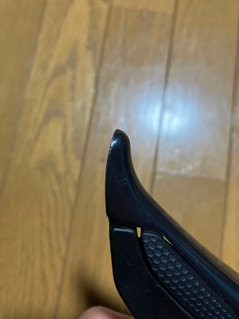 ST-R8150 左右