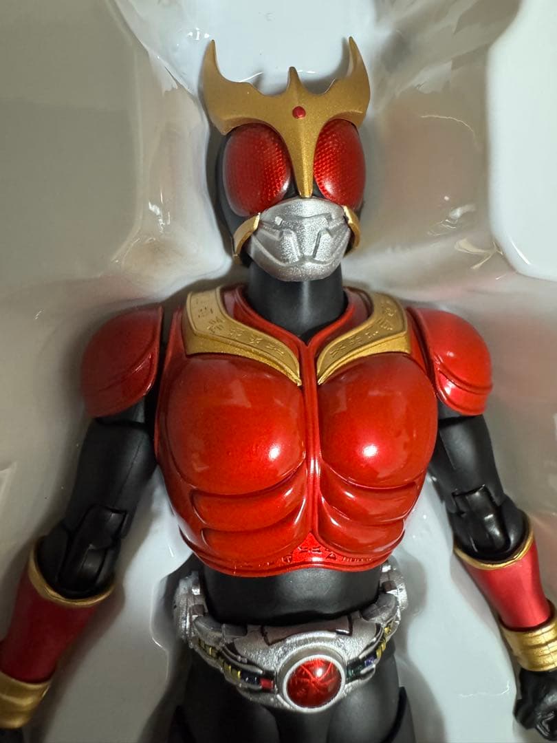 真骨彫 仮面ライダークウガ マイティフォーム