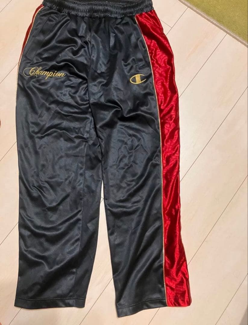 Champion ジャージ上下セット 黒と赤Lサイズ