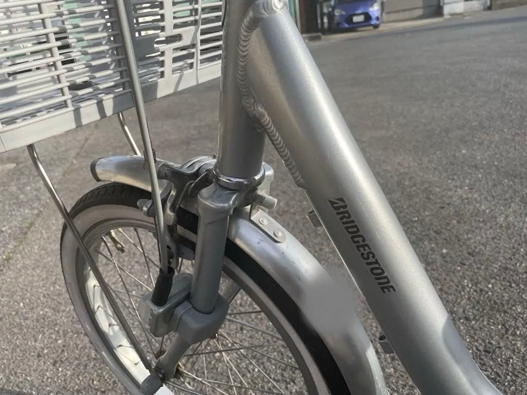 愛知県引取限定　ブリヂストン　シルバー 三輪 自転車　中古