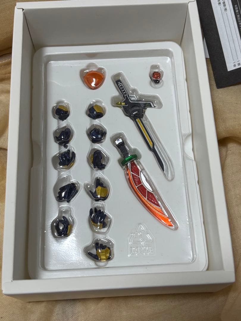 S.H.Figuarts 真骨彫製法　仮面ライダー鎧武