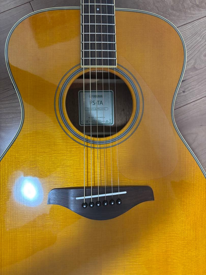 ヤマハ　Yamaha FS-TA アコースティックギター トランス　美品　発送