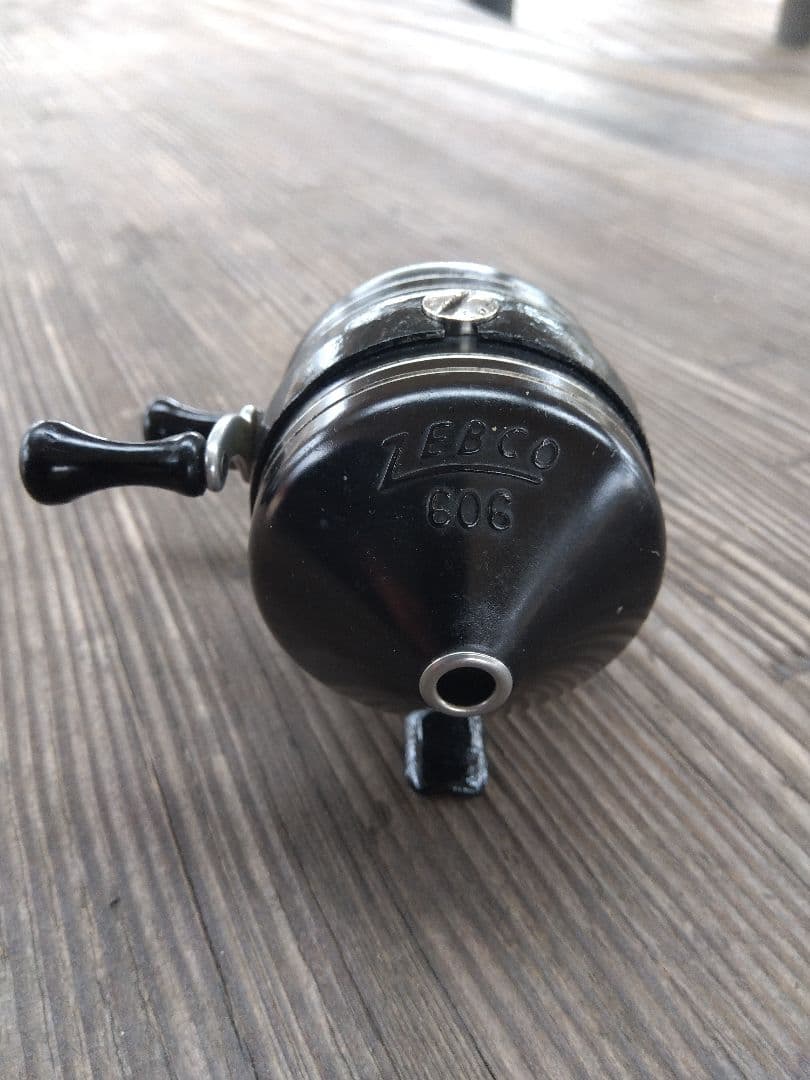 オールド 70年代　ゼブコ606 スピンキャストリール