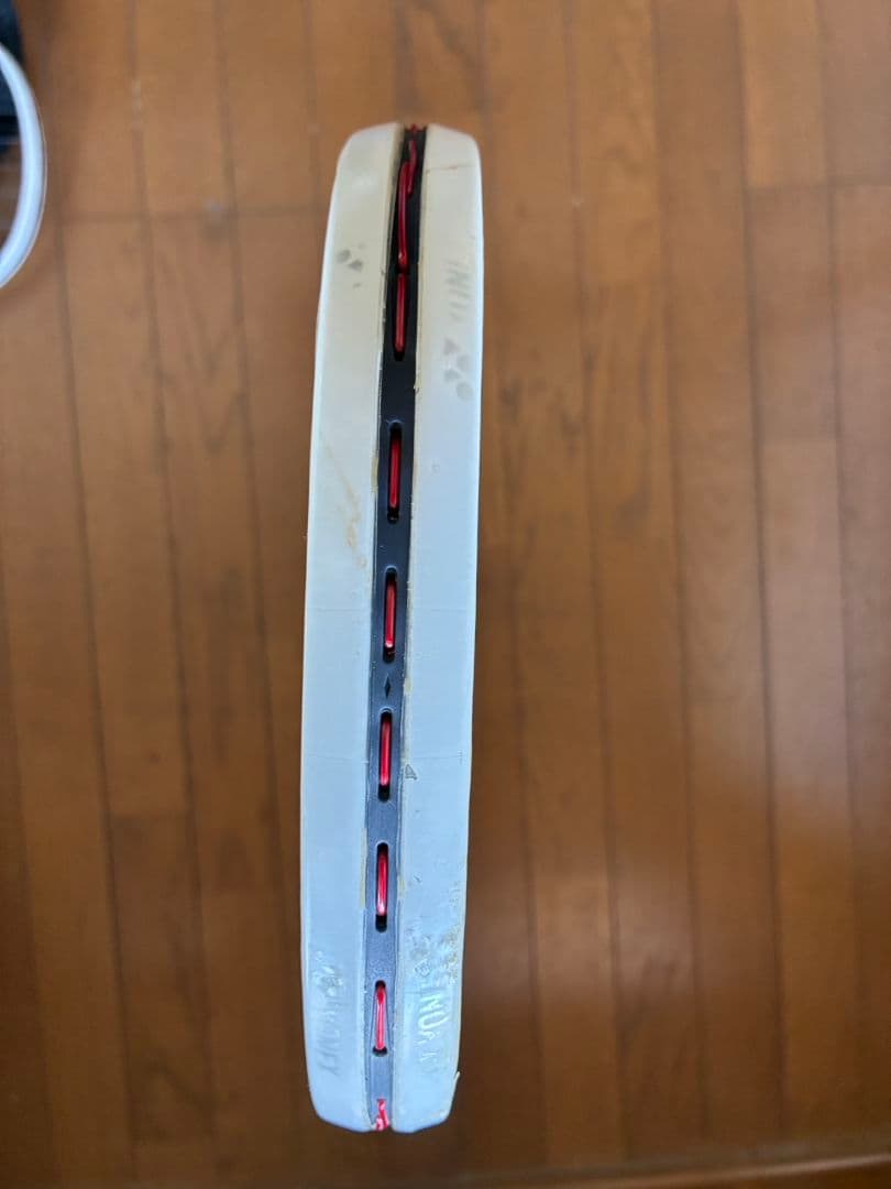 まぁーくん出品Yonex ボルトレイジ5VS カスタムフィット　白