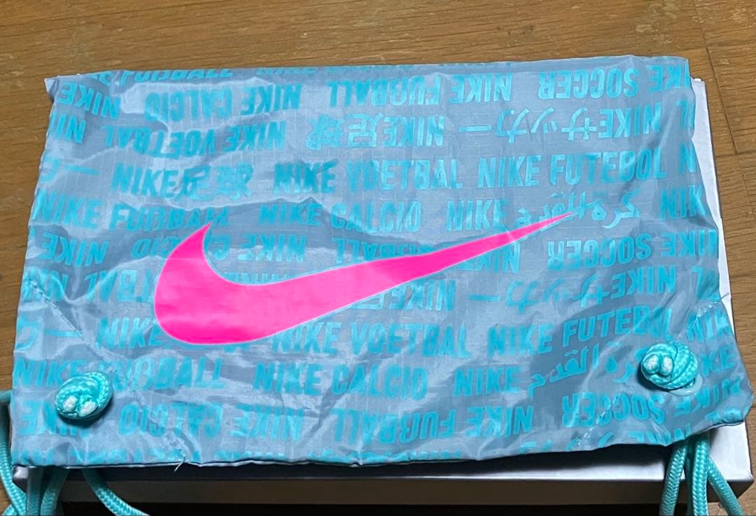 Nike サッカーシューズ マーキュリアルヴエィパー16 エリート　AG