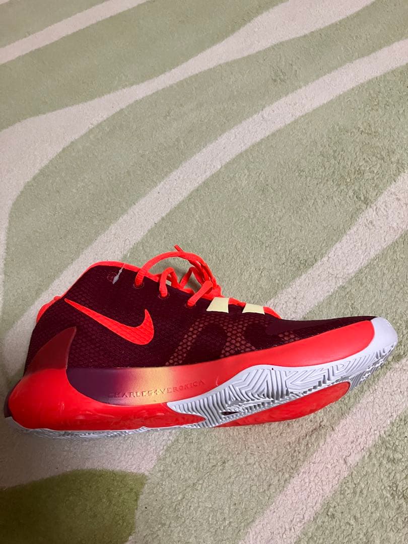 NIKE FREAK 1 バスケットボールシューズ レッド系 27㎝　新品
