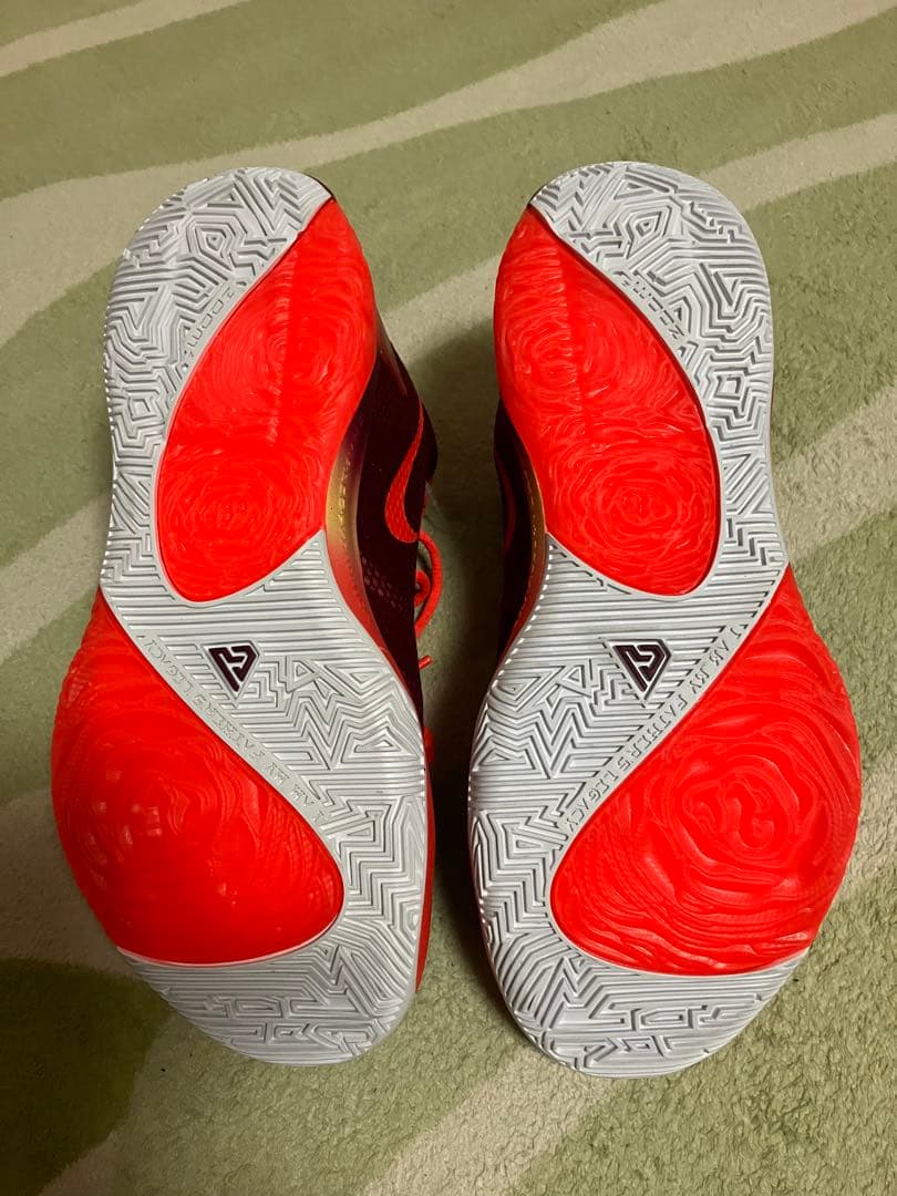 NIKE FREAK 1 バスケットボールシューズ レッド系 27㎝　新品