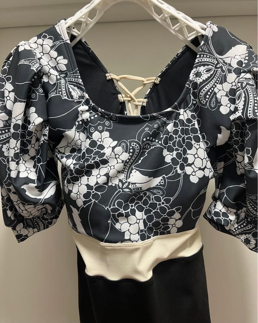 セール中新品未使用Eco Bitch Beach Styleエコビッチ S/M