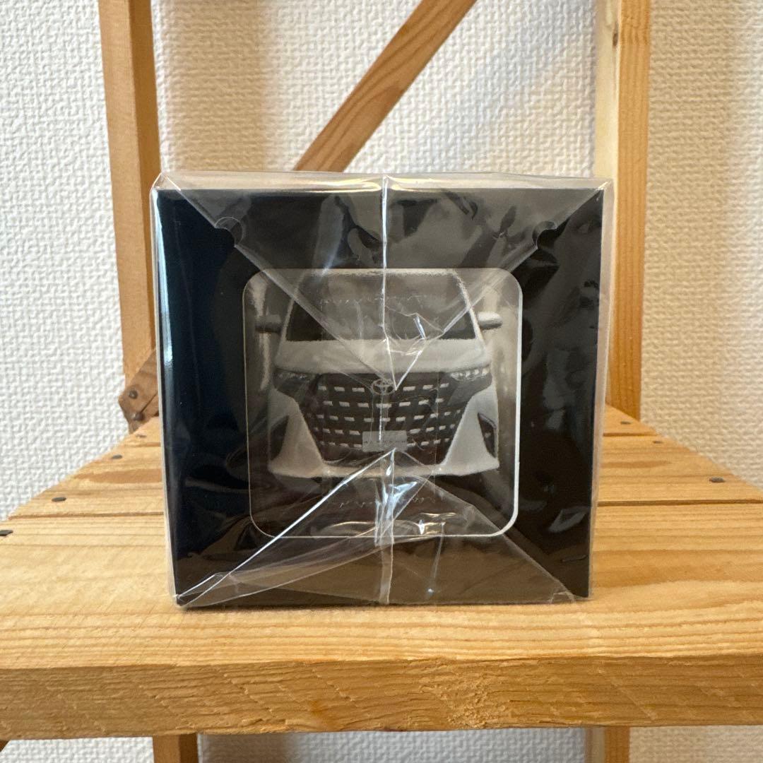 【値下げしました】新型アルファード 40系 ミニカー 1/30スケール