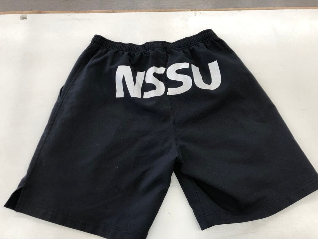 日本体育大学NSSU ランニングパンツ