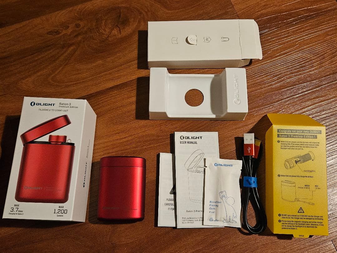 最終値下 おまけ付き olight Baton 3 premium Red