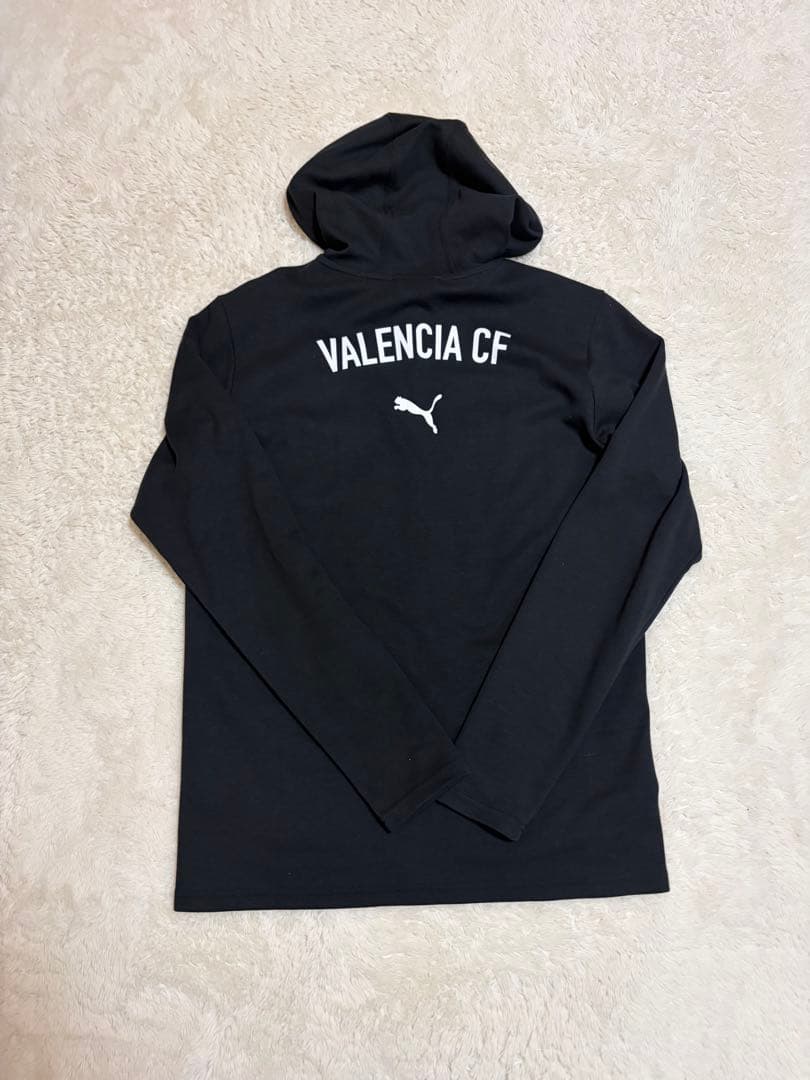 希少 新品未使用Puma Valencia CF フード付きジャージ Mサイズ