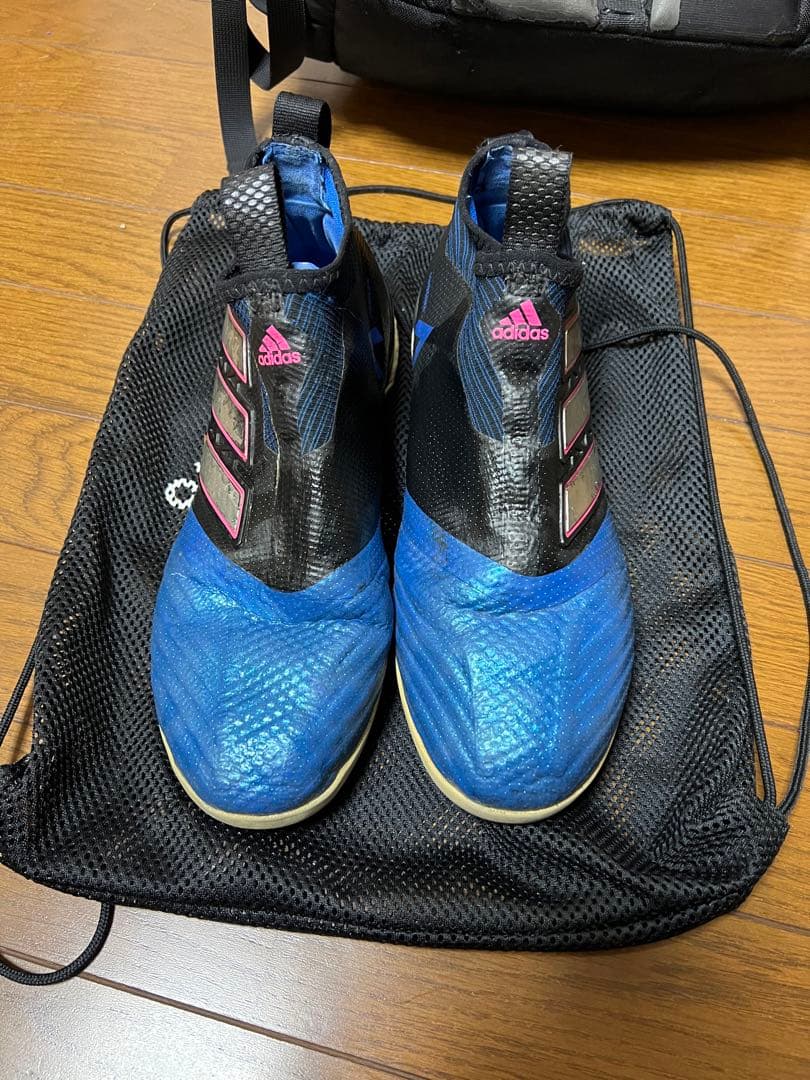 エース　TF 26センチ袋付きヘラなし　サッカースパイク