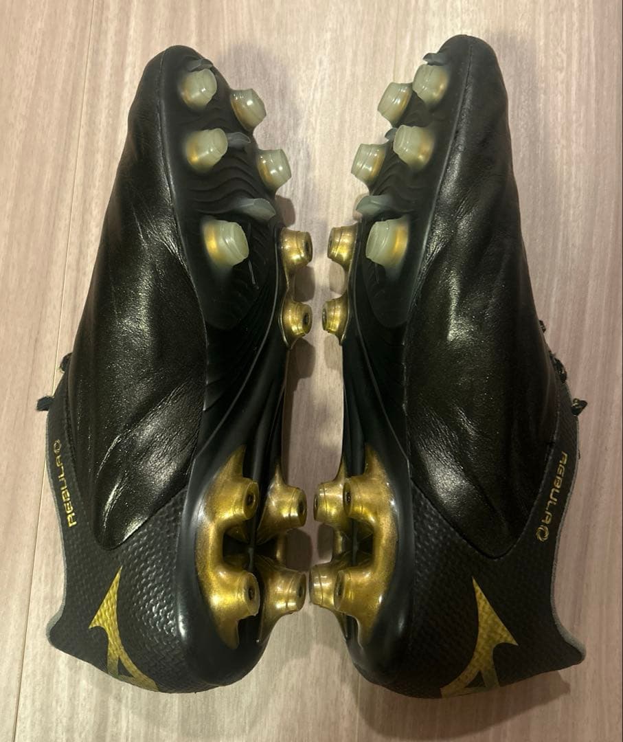 【極美品】MIZUNO REBULA 2 V1 JAPAN ミズノ サッカー