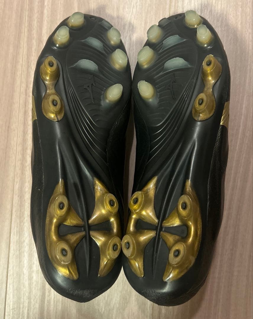 【極美品】MIZUNO REBULA 2 V1 JAPAN ミズノ サッカー
