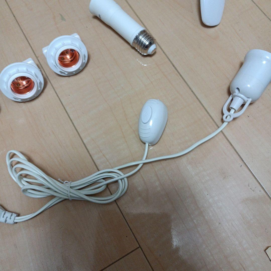 倉庫、ガレージ、作業灯LED蛍光灯 4枚羽根 ホワイト