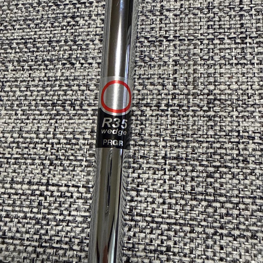 PRGR R35 ウェッジ型パター　チッパー