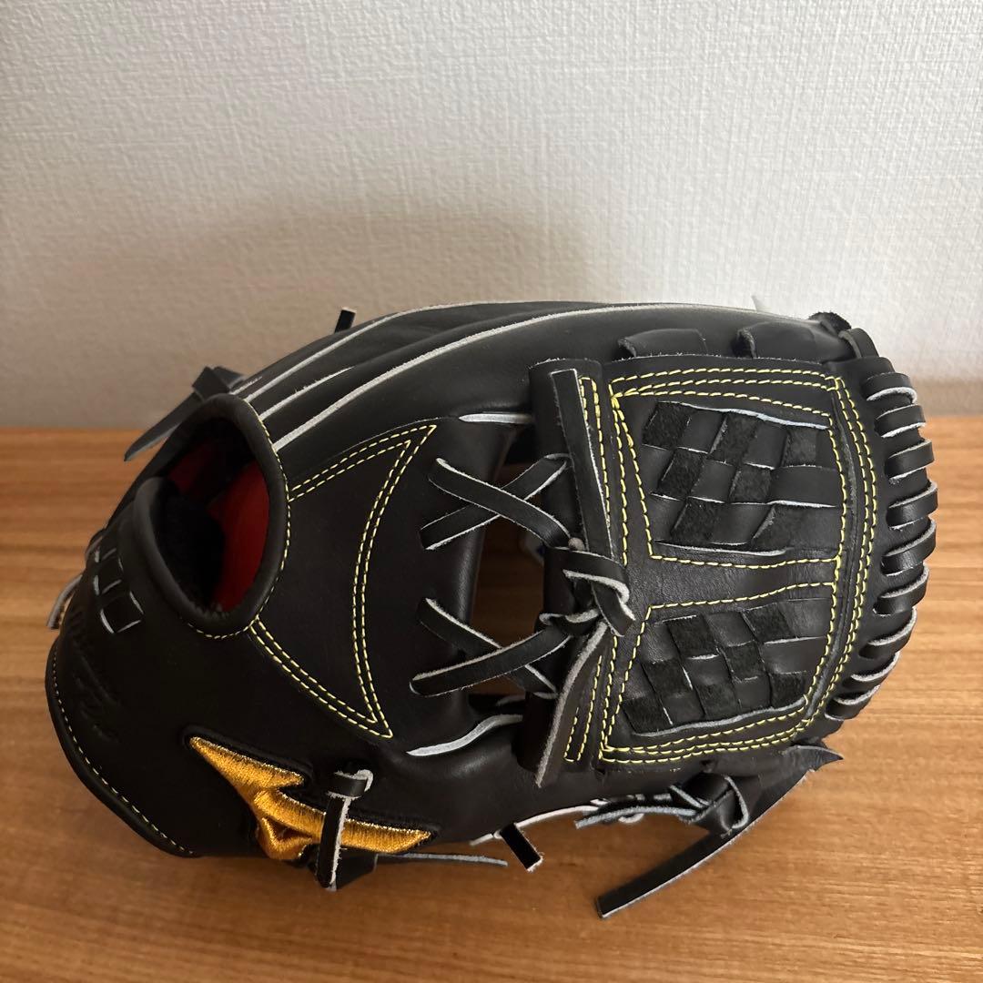 ミズノプロ　硬式用　内野　グラブ　グローブ　高校野球対応　定価62,700円