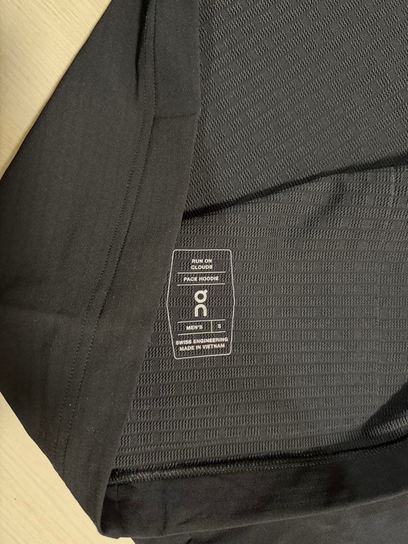ウォーキング・ランニングウェア On Pace Hoodie