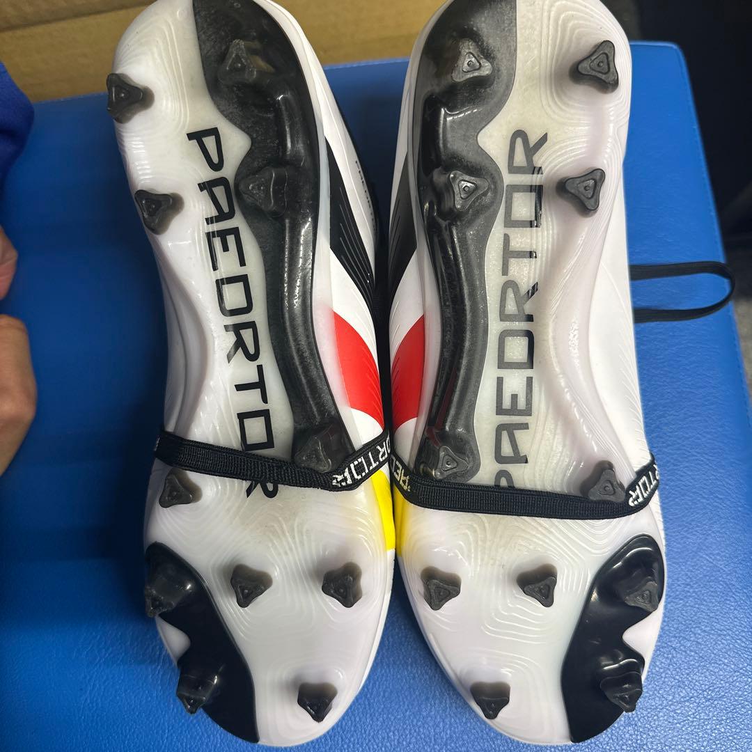 PAEDRTOR 30 サッカーシューズ